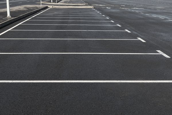 Cost of Parking Lot Asphalt Paving in Naples